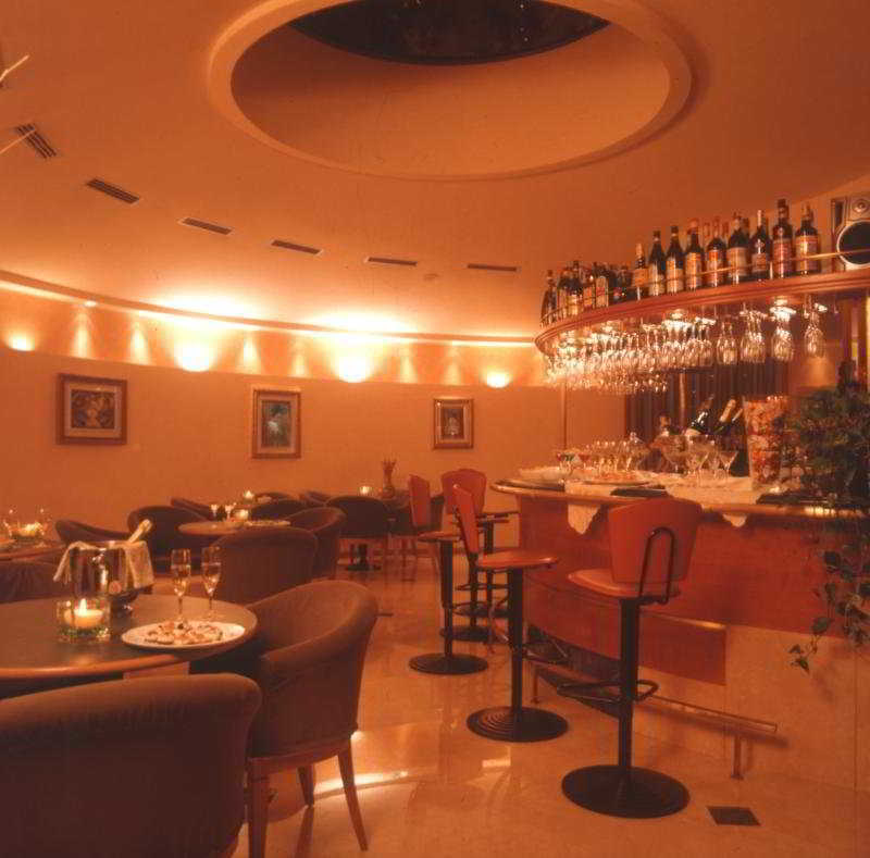 Best Western Hotel Leonardo Da Vinci Erba Extérieur photo